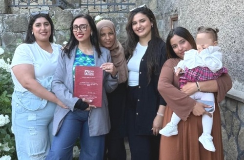 La coordinatrice del Progetto SAI di Santa Domenica, Alice Valeria Attinà, ha conseguito un master in “Accoglienza e inclusione dei richiedenti asi...