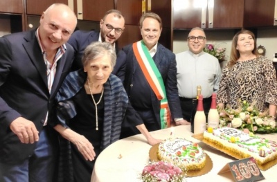 Niscemi. 6 ottobre, festeggiato i 100 anni di nonna Concetta Minardi, in Ruggieri