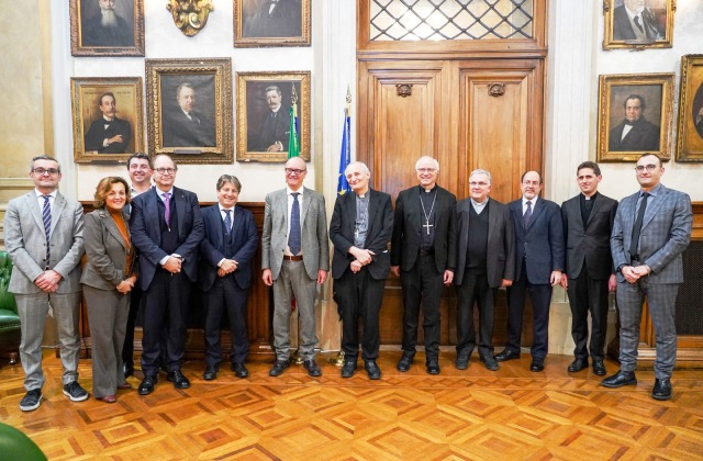 Intesa MIM - CEI: concorso ordinario per l'assunzione dei Docenti di Religione