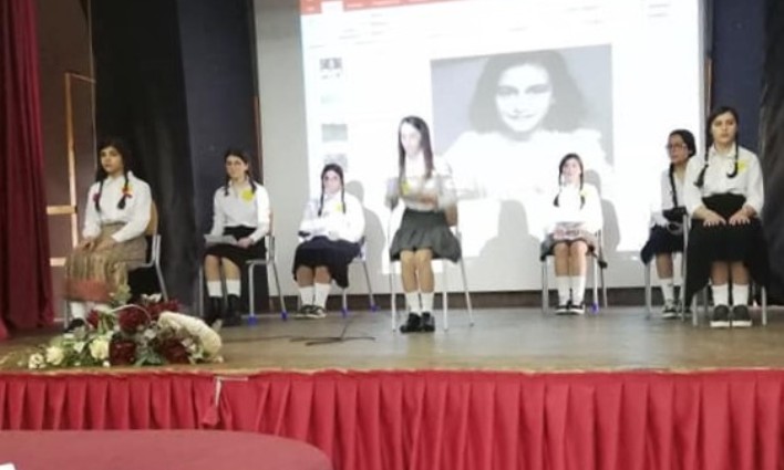 Gli studenti di Niscemi ricordano insieme la "Giornata della Memoria", con recite e poesie