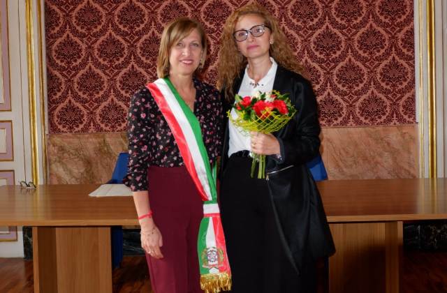 Cittadinanza italiana alla romena Gianina Marin, a Caltagirone da ben 19 anni