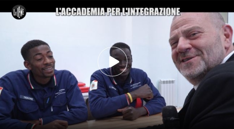 Le Iene: "Immigrazione", diamo una possibilità a chi se la merita: firma la petizione online