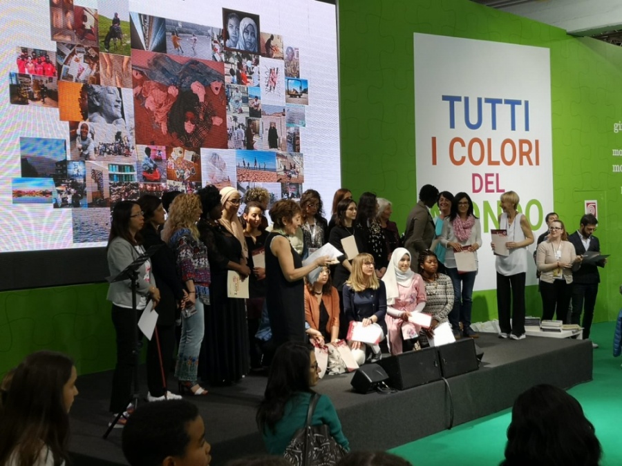 Torino, salone del libro, premiate ospiti Sprar di Mineo