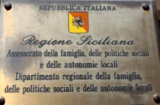 Politiche sociali in Sicilia, attiva piattaforma per la formazione di assistenti familiari