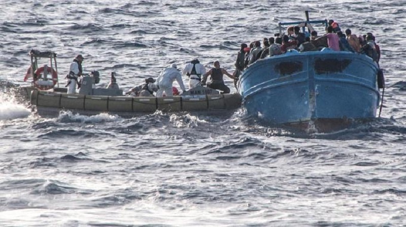 Al largo di Tunisi altro tragico naufragio: decine di morti