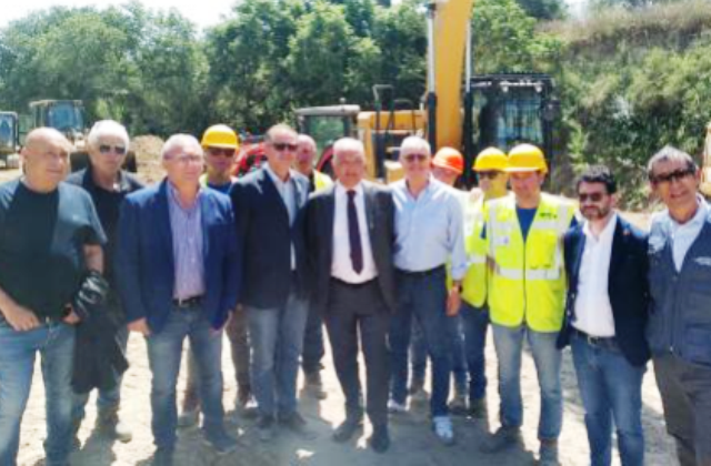 Agricoltura, al via i lavori di pulizia del fiume Dirillo. Barbagallo: «Impegno mantenuto»