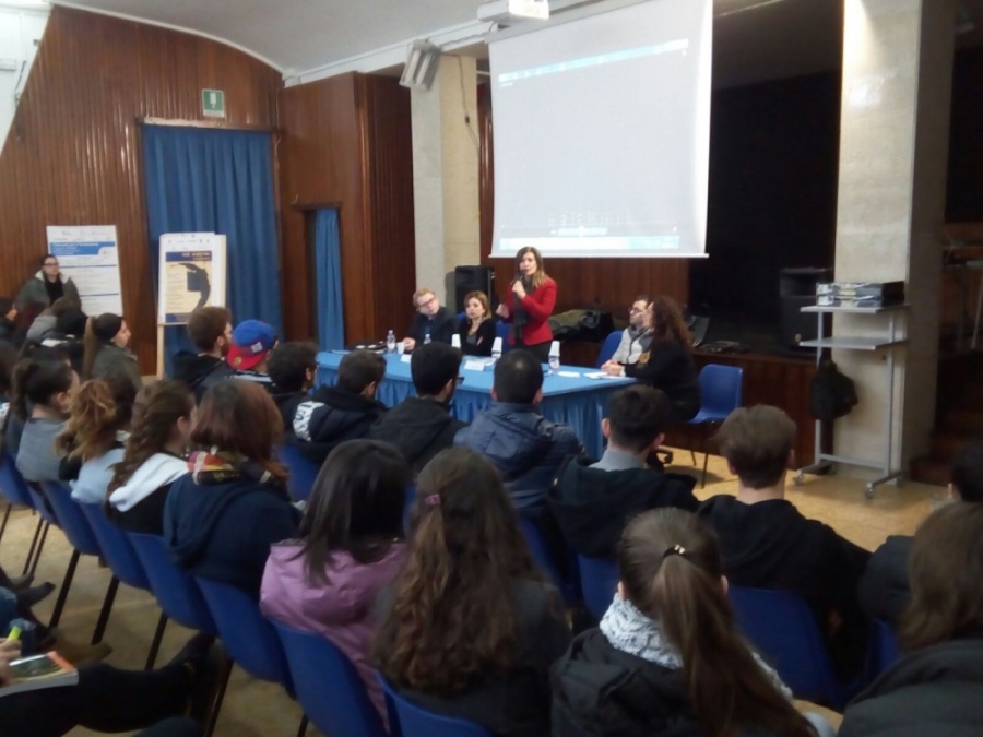 Successo per l'incontro sull'educazione interculturale al "Bonaventura Secusio" di Caltagirone