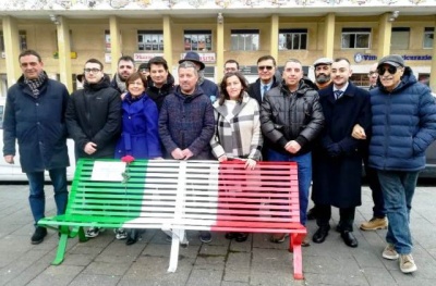 Caltagirone. Comitato "10 Febbraio": una panchina tricolore, in piazza Bellini, per ricordare tutte le vittime delle Foibe