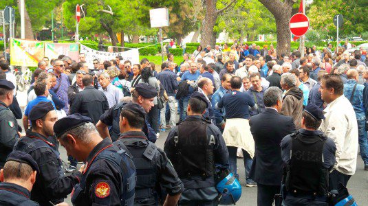 Oggi in piazza a Palermo 500 forestali calatini