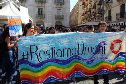 La Rete #Restiamoumani di Catania: “Tredici donne morte in mare. Ci sentiamo colpevoli, come cittadini italiani"