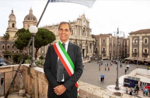 Palazzo degli elefanti, insediato il nuovo sindaco Trantino: ”Non tradirò mai Catania”